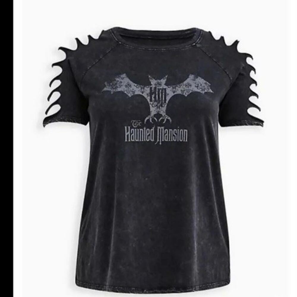 NWT Womens Haunted Mansion Edgy Ripped Shoulder Super Soft Tee Torrid 2XL 18-20